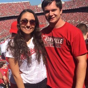 Meet your Posher, Caroline